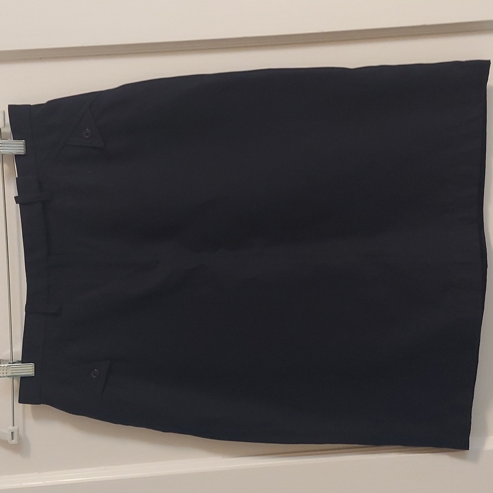 Black skirt